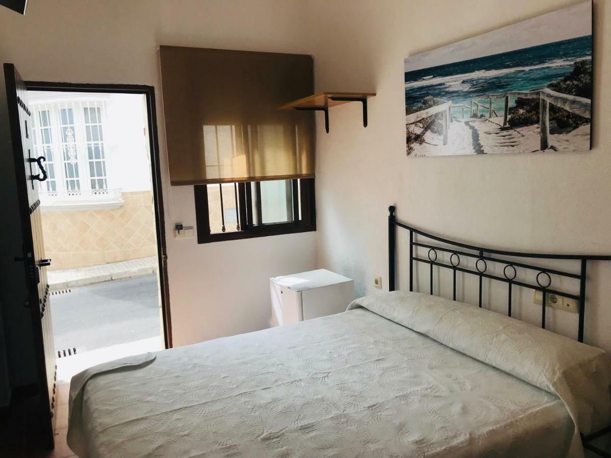 Hostal La Tarayuela Barbate Bagian luar foto